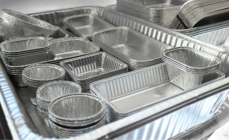 https://www.aluminum-foil.net/wp-content/uploads/2017/06/full-pan-aluminum-foil-containers.jpg